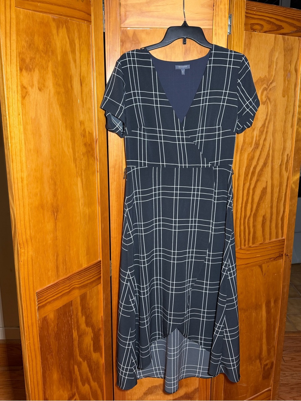 Gray V-Neck Short Sleeve Dress, High-Low Hem| Sz M| Office, Church